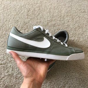 Nike Match Supreme TXT Sneakers